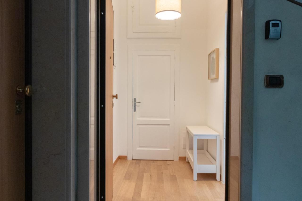 Appartamento Casa Marisabella Bari Bagian luar foto